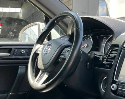 Белый Фольксваген Туарег, объемом двигателя 3.6 л и пробегом 98 тыс. км за 20980 $, фото 2 на Automoto.ua