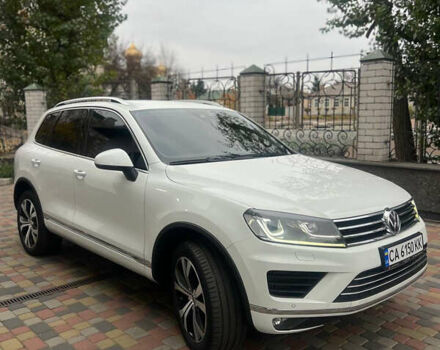 Белый Фольксваген Туарег, объемом двигателя 2.97 л и пробегом 188 тыс. км за 29200 $, фото 7 на Automoto.ua
