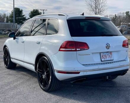 Белый Фольксваген Туарег, объемом двигателя 0 л и пробегом 31 тыс. км за 16000 $, фото 7 на Automoto.ua