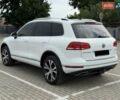 Білий Фольксваген Туарег, об'ємом двигуна 3 л та пробігом 135 тис. км за 32900 $, фото 6 на Automoto.ua