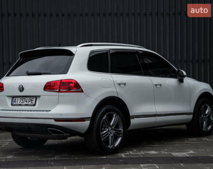 Белый Фольксваген Туарег, объемом двигателя 2.97 л и пробегом 120 тыс. км за 32000 $, фото 7 на Automoto.ua