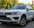 Белый Фольксваген Туарег, объемом двигателя 2.97 л и пробегом 263 тыс. км за 23000 $, фото 1 на Automoto.ua
