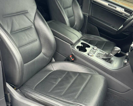 Белый Фольксваген Туарег, объемом двигателя 2.97 л и пробегом 418 тыс. км за 22900 $, фото 32 на Automoto.ua