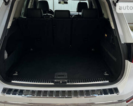 Білий Фольксваген Туарег, об'ємом двигуна 2.97 л та пробігом 300 тис. км за 21900 $, фото 46 на Automoto.ua