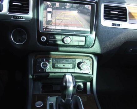 Белый Фольксваген Туарег, объемом двигателя 3.6 л и пробегом 80 тыс. км за 7900 $, фото 7 на Automoto.ua