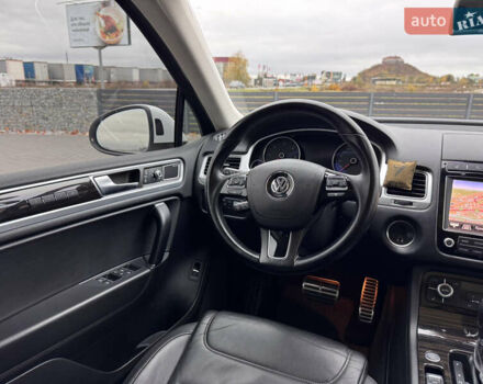 Фольксваген Туарег 2016 в Мукачеве на Automoto.ua Белый Фольксваген Туарег, объемом двигателя 3 л и пробегом 238 тыс. км за 22500 $, фото 18 на Automoto.ua