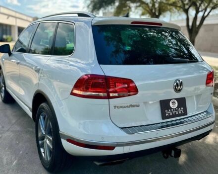 Белый Фольксваген Туарег, объемом двигателя 3.6 л и пробегом 79 тыс. км за 6100 $, фото 4 на Automoto.ua