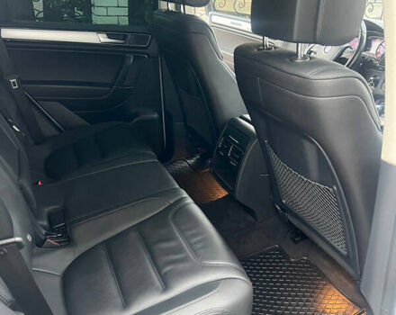 Белый Фольксваген Туарег, объемом двигателя 2.97 л и пробегом 188 тыс. км за 29200 $, фото 14 на Automoto.ua