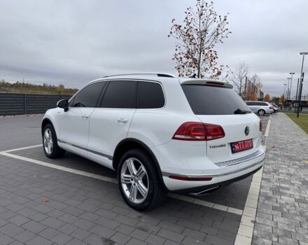 Белый Фольксваген Туарег, объемом двигателя 3 л и пробегом 238 тыс. км за 22500 $, фото 5 на Automoto.ua