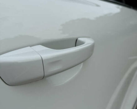 Білий Фольксваген Туарег, об'ємом двигуна 3 л та пробігом 135 тис. км за 32900 $, фото 21 на Automoto.ua