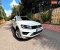 Білий Фольксваген Туарег, об'ємом двигуна 2.97 л та пробігом 236 тис. км за 24900 $, фото 1 на Automoto.ua