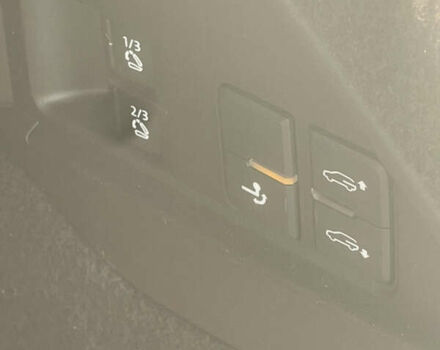 Фольксваген Туарег 2016 в Белой Церкве на Automoto.ua Белый Фольксваген Туарег, объемом двигателя 3 л и пробегом 264 тыс. км за 24500 $, фото 38 на Automoto.ua