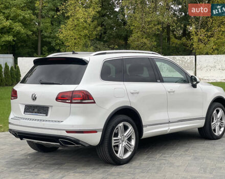 Фольксваген Туарег 2016 в Луцке на Automoto.ua Белый Фольксваген Туарег, объемом двигателя 2.97 л и пробегом 146 тыс. км за 33800 $, фото 11 на Automoto.ua