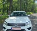 Білий Фольксваген Туарег, об'ємом двигуна 3 л та пробігом 222 тис. км за 24999 $, фото 21 на Automoto.ua