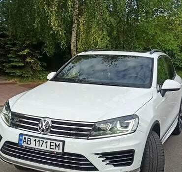 Білий Фольксваген Туарег, об'ємом двигуна 2.97 л та пробігом 138 тис. км за 34000 $, фото 8 на Automoto.ua