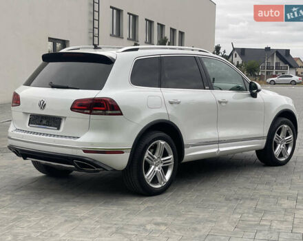 Фольксваген Туарег 2016 в Луцке на Automoto.ua Белый Фольксваген Туарег, объемом двигателя 2.97 л и пробегом 146 тыс. км за 33800 $, фото 9 на Automoto.ua
