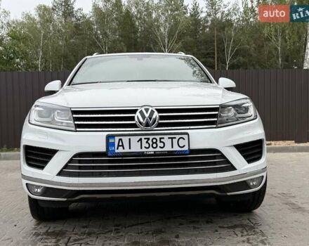 Білий Фольксваген Туарег, об'ємом двигуна 2.97 л та пробігом 216 тис. км за 28900 $, фото 22 на Automoto.ua