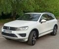 Білий Фольксваген Туарег, об'ємом двигуна 2.97 л та пробігом 138 тис. км за 34000 $, фото 17 на Automoto.ua