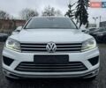 Белый Фольксваген Туарег, объемом двигателя 2.97 л и пробегом 215 тыс. км за 27900 $, фото 69 на Automoto.ua