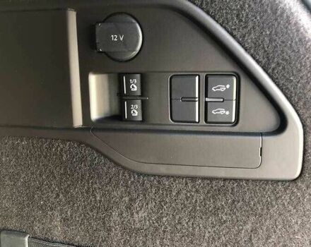 Белый Фольксваген Туарег, объемом двигателя 3 л и пробегом 136 тыс. км за 23000 $, фото 21 на Automoto.ua