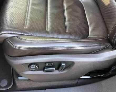 Белый Фольксваген Туарег, объемом двигателя 3 л и пробегом 136 тыс. км за 23000 $, фото 11 на Automoto.ua