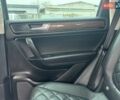 Белый Фольксваген Туарег, объемом двигателя 2.97 л и пробегом 215 тыс. км за 27900 $, фото 27 на Automoto.ua