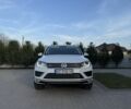 Белый Фольксваген Туарег, объемом двигателя 3 л и пробегом 219 тыс. км за 31700 $, фото 1 на Automoto.ua