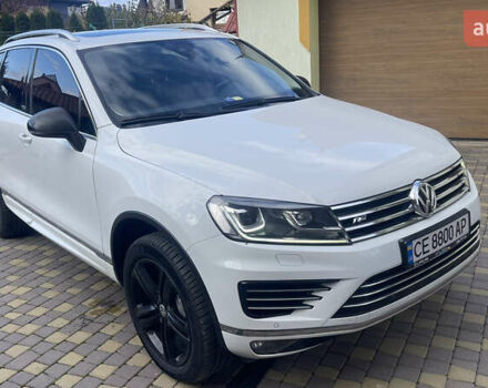 Білий Фольксваген Туарег, об'ємом двигуна 2.97 л та пробігом 250 тис. км за 32500 $, фото 6 на Automoto.ua