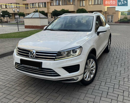 Белый Фольксваген Туарег, объемом двигателя 2.97 л и пробегом 250 тыс. км за 26200 $, фото 14 на Automoto.ua