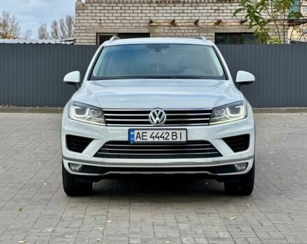 Білий Фольксваген Туарег, об'ємом двигуна 3 л та пробігом 180 тис. км за 29500 $, фото 2 на Automoto.ua