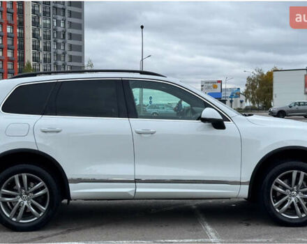 Білий Фольксваген Туарег, об'ємом двигуна 3 л та пробігом 192 тис. км за 31000 $, фото 8 на Automoto.ua