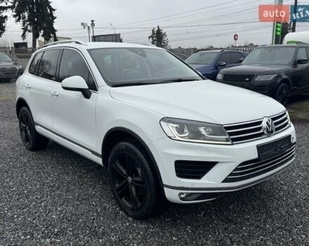Белый Фольксваген Туарег, объемом двигателя 2.97 л и пробегом 215 тыс. км за 27900 $, фото 68 на Automoto.ua