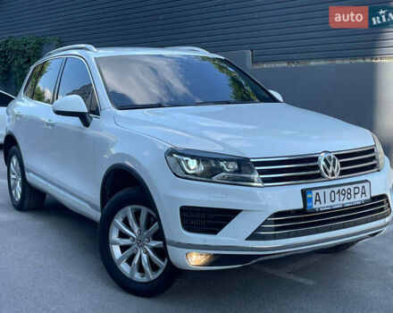 Белый Фольксваген Туарег, объемом двигателя 2.97 л и пробегом 237 тыс. км за 28500 $, фото 37 на Automoto.ua