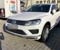 Белый Фольксваген Туарег, объемом двигателя 3 л и пробегом 136 тыс. км за 23000 $, фото 1 на Automoto.ua