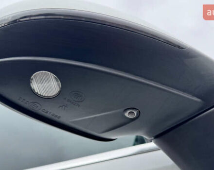 Білий Фольксваген Туарег, об'ємом двигуна 3 л та пробігом 192 тис. км за 31000 $, фото 13 на Automoto.ua