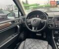Белый Фольксваген Туарег, объемом двигателя 2.97 л и пробегом 215 тыс. км за 27900 $, фото 30 на Automoto.ua