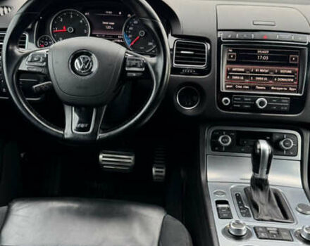 Білий Фольксваген Туарег, об'ємом двигуна 3 л та пробігом 192 тис. км за 31000 $, фото 17 на Automoto.ua