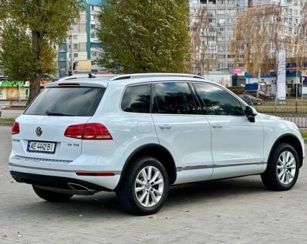 Білий Фольксваген Туарег, об'ємом двигуна 3 л та пробігом 180 тис. км за 29500 $, фото 5 на Automoto.ua