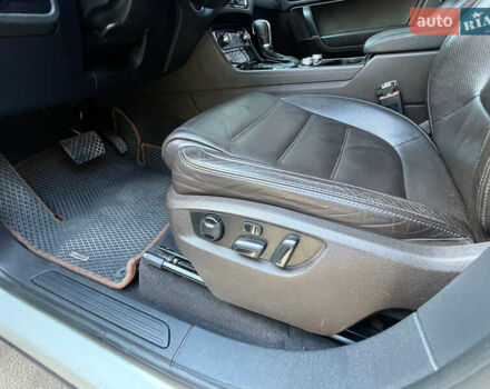 Белый Фольксваген Туарег, объемом двигателя 2.97 л и пробегом 237 тыс. км за 28500 $, фото 33 на Automoto.ua