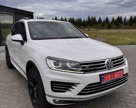 Білий Фольксваген Туарег, об'ємом двигуна 2.97 л та пробігом 281 тис. км за 27199 $, фото 1 на Automoto.ua
