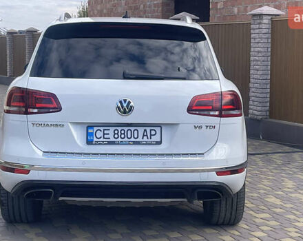 Білий Фольксваген Туарег, об'ємом двигуна 2.97 л та пробігом 250 тис. км за 32500 $, фото 18 на Automoto.ua