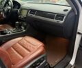 Белый Фольксваген Туарег, объемом двигателя 2.97 л и пробегом 161 тыс. км за 33000 $, фото 26 на Automoto.ua