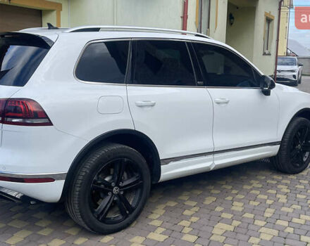 Білий Фольксваген Туарег, об'ємом двигуна 2.97 л та пробігом 250 тис. км за 32500 $, фото 17 на Automoto.ua