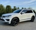Белый Фольксваген Туарег, объемом двигателя 3 л и пробегом 219 тыс. км за 31700 $, фото 6 на Automoto.ua