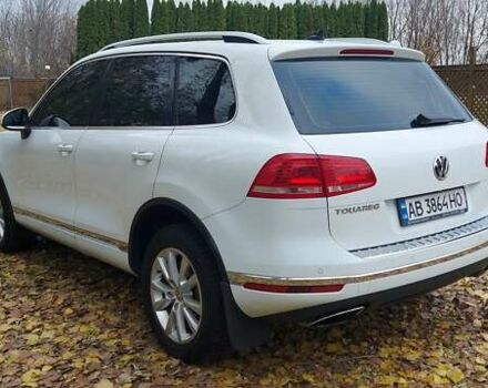 Белый Фольксваген Туарег, объемом двигателя 3 л и пробегом 103 тыс. км за 27500 $, фото 3 на Automoto.ua