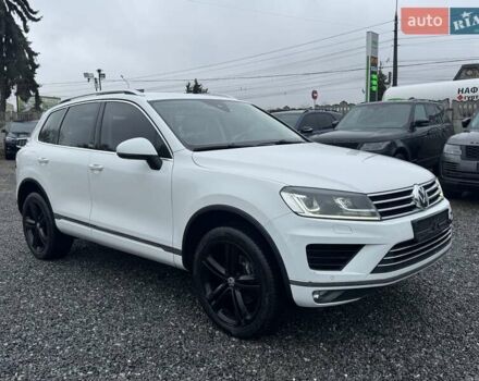 Белый Фольксваген Туарег, объемом двигателя 2.97 л и пробегом 215 тыс. км за 27900 $, фото 67 на Automoto.ua