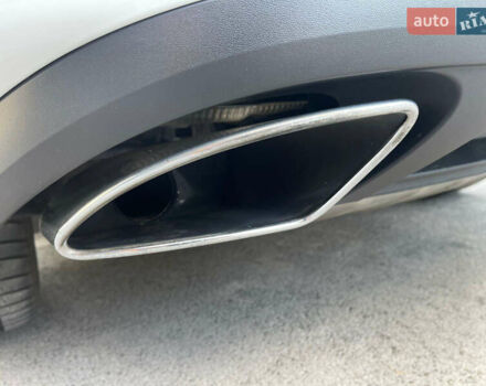 Белый Фольксваген Туарег, объемом двигателя 2.97 л и пробегом 237 тыс. км за 28500 $, фото 46 на Automoto.ua