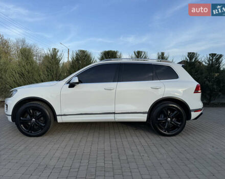 Білий Фольксваген Туарег, об'ємом двигуна 3 л та пробігом 229 тис. км за 32600 $, фото 6 на Automoto.ua