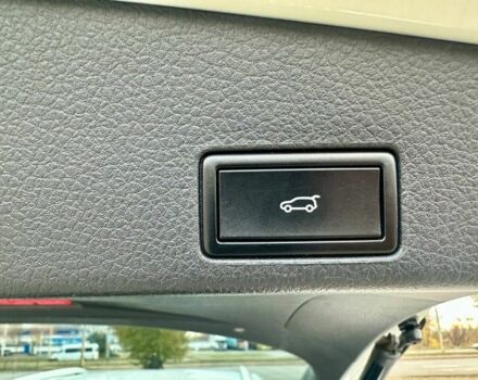 Білий Фольксваген Туарег, об'ємом двигуна 3 л та пробігом 180 тис. км за 29500 $, фото 14 на Automoto.ua