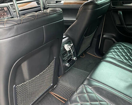 Білий Фольксваген Туарег, об'ємом двигуна 3 л та пробігом 215 тис. км за 28999 $, фото 5 на Automoto.ua